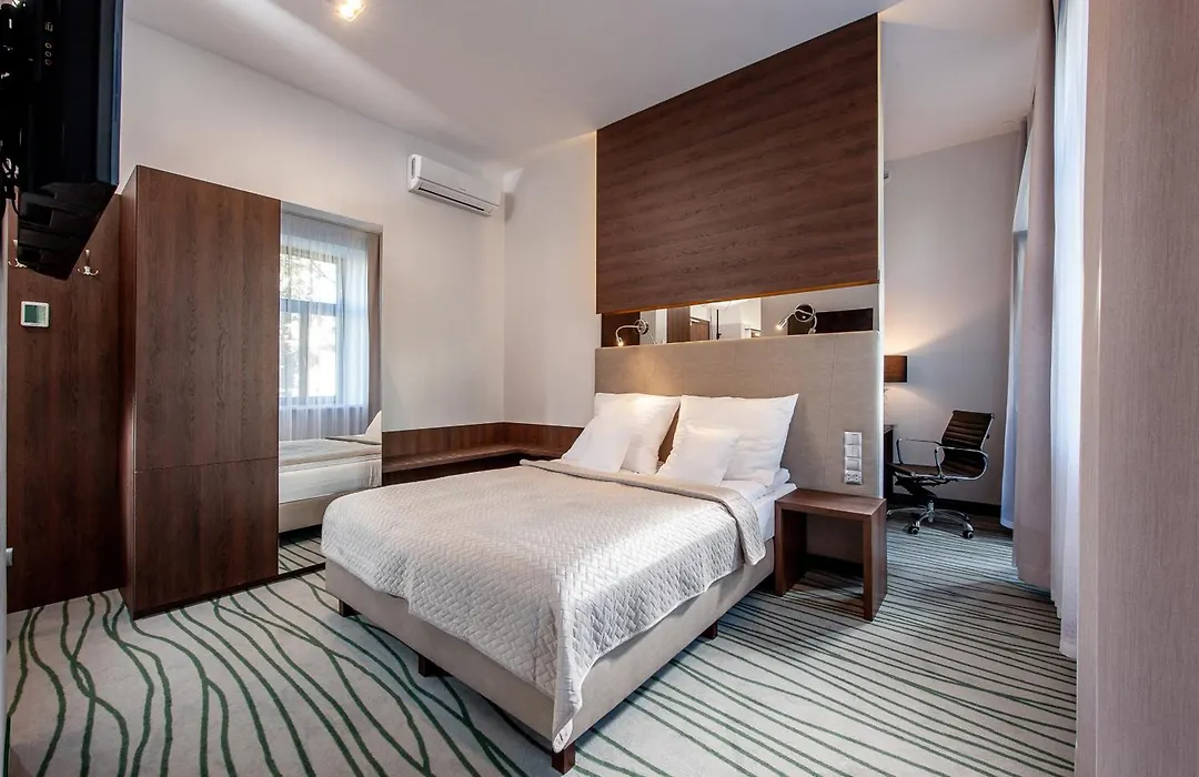 Plaza Boutique Hotel-1