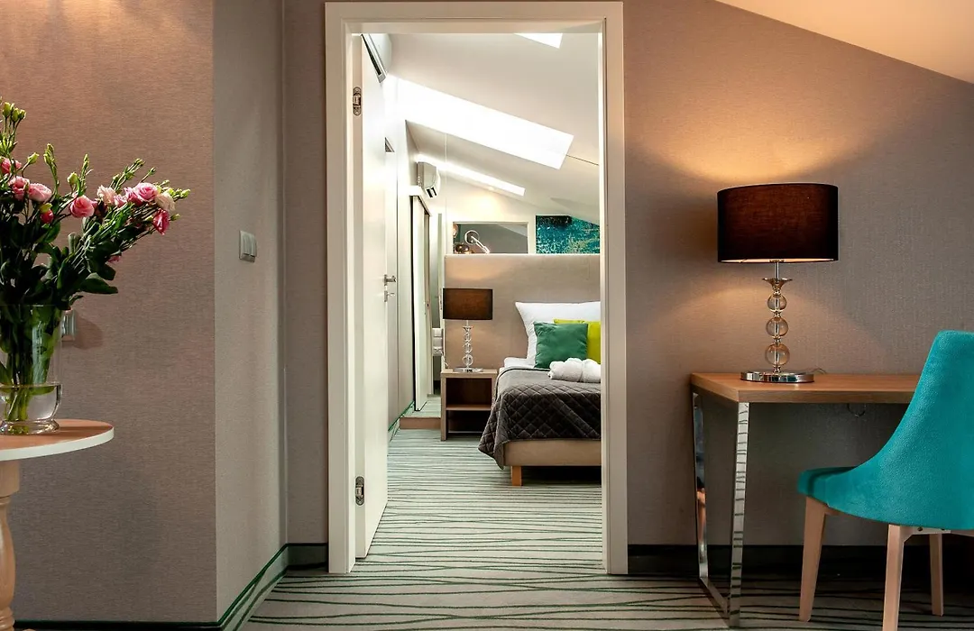 Plaza Boutique Hotel-1